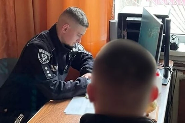В Ніжине мужчина кинул гранату в парке: что известно