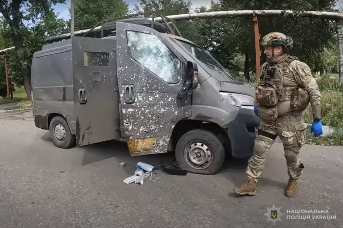 During the evacuation of severely injured individuals, the 'White Angel' was hit by Russian fire in Pokrovsk (video)