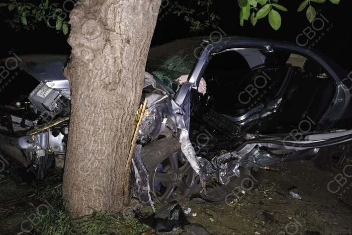 A horrific traffic accident occurred in Kryvyi Rih: a couple and their child were injured