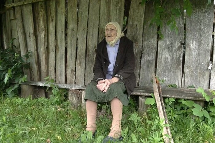 102-letnia mieszkanka Czernihowa opowiedziała o swoim codziennym życiu