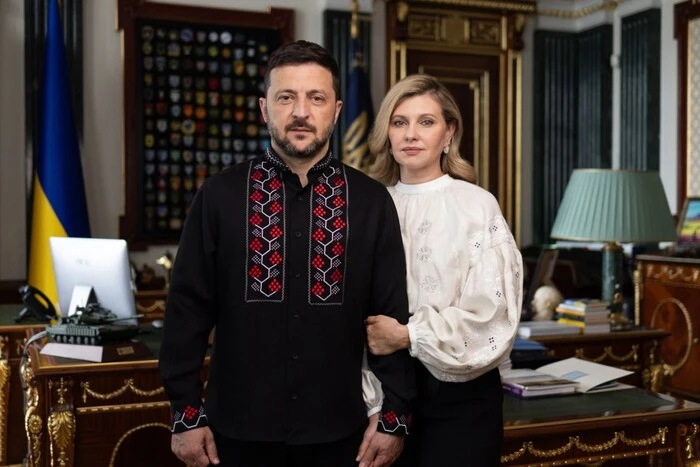 Zelensky and his wife published a photo in embroidered shirts