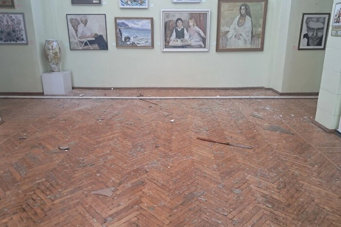 Durch Explosionen bei Zhytomyr wurde das Kmytiv Museum beschädigt