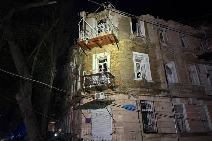 Beschuss von Odessa: Es gibt Opfer, Brände entstanden, Häuser wurden zerstört (Foto)