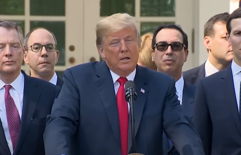 UE opracowuje Plan B na wypadek zwycięstwa Trumpa, - The Telegraph