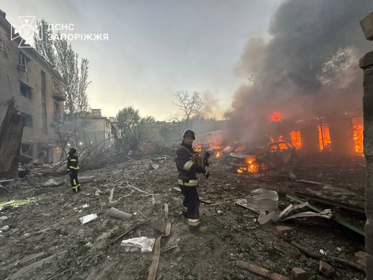 Rosja przeprowadziła masowy atak na Zaporoże bombami kierowanymi: dziesiątki zniszczonych domów i poszkodowani