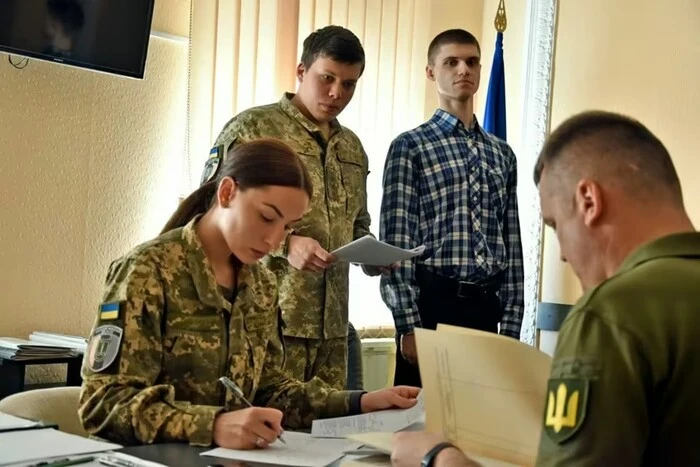 Кабмин увеличил объемы бронирования от мобилизации