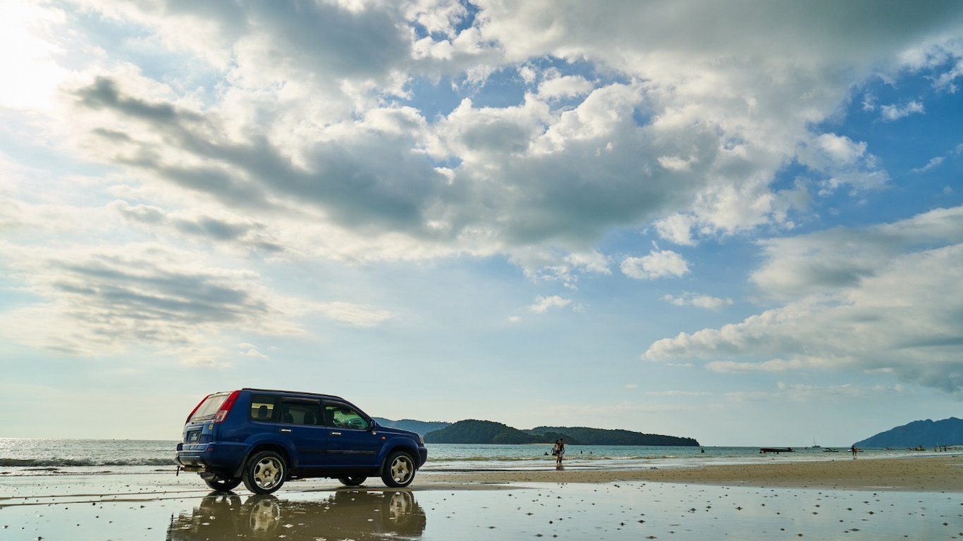 Was ist die Strafe für das Parken eines Autos am Strand