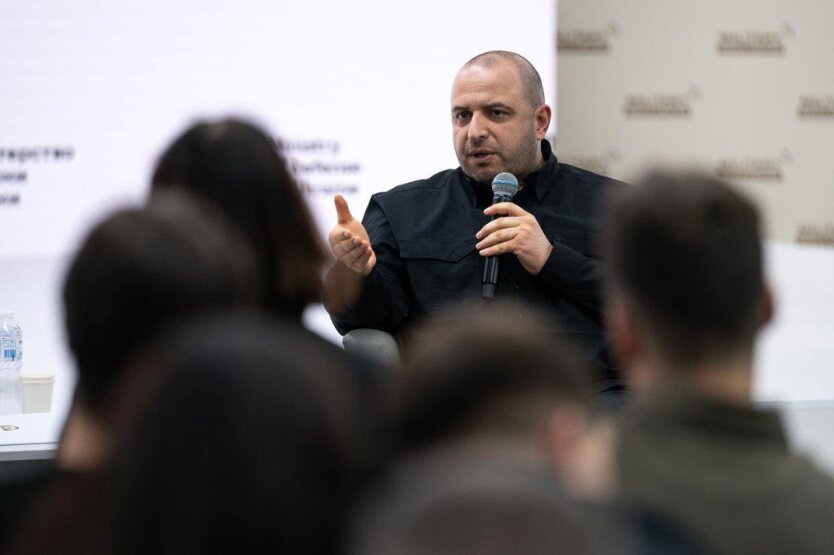 Умєров высказался о новых дронах для Украины и возможной встрече Зеленского с Трампом и Путиным